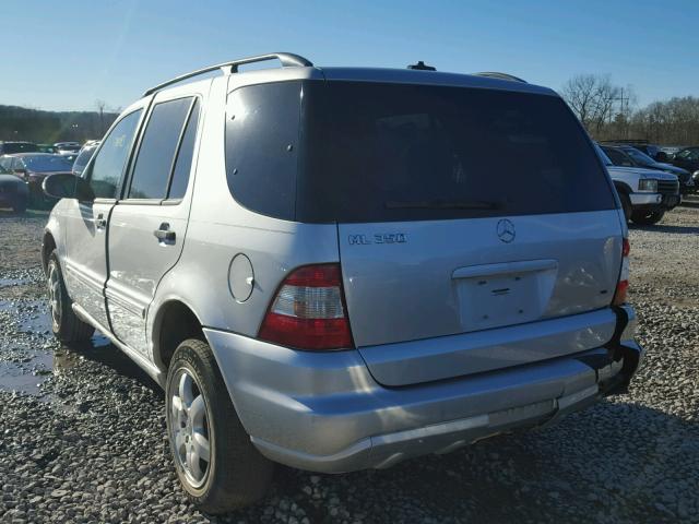 4JGAB57E94A502210 - 2004 MERCEDES-BENZ ML 350 SILVER photo 3