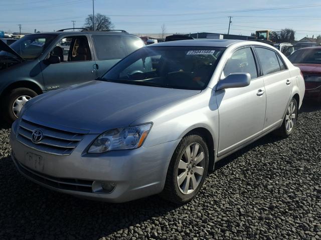 4T1BK36B55U003601 - 2005 TOYOTA AVALON XL SILVER photo 2