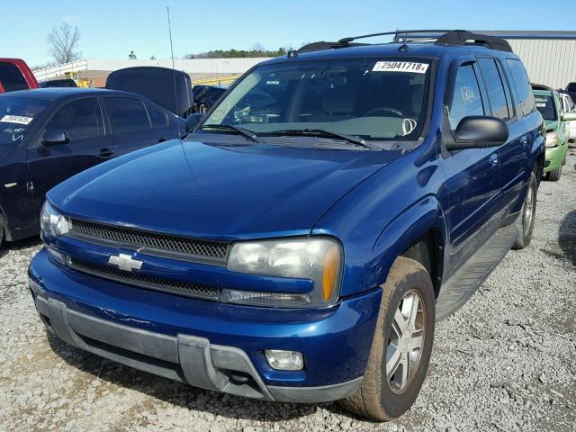 1GNET16S356177925 - 2005 CHEVROLET TRAILBLAZE BLUE photo 2