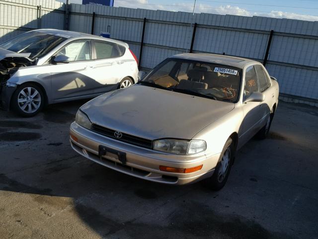 JT2VK13E8P0166508 - 1993 TOYOTA CAMRY XLE GOLD photo 2