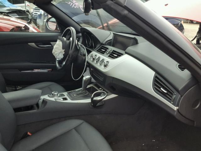 WBALM53519E160777 - 2009 BMW Z4 SDRIVE3 RED photo 5