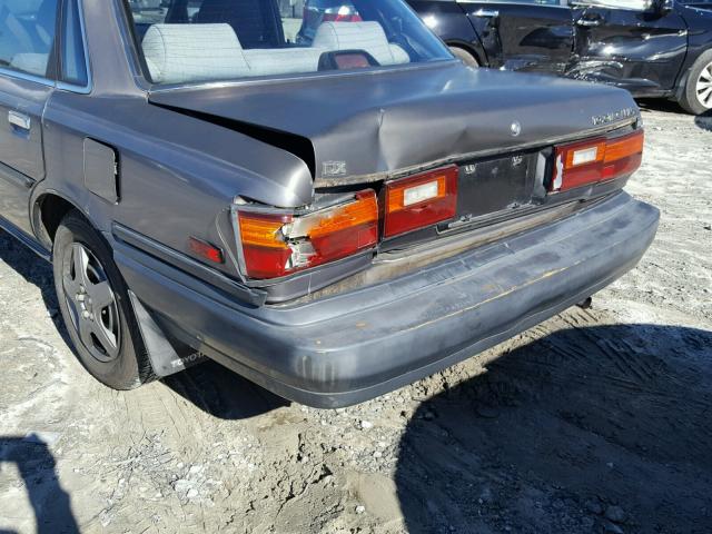 4T1SV21E9LU114328 - 1990 TOYOTA CAMRY DLX GRAY photo 9