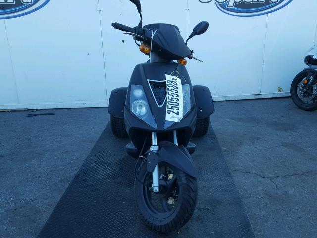 L37LMGFV0FZ010505 - 2015 HUZH SCOOTER BLACK photo 9