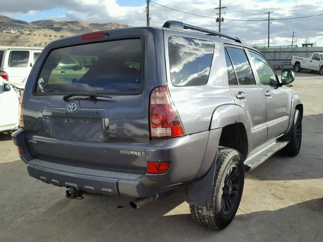 JTEBU14R950063936 - 2005 TOYOTA 4RUNNER SR GRAY photo 4