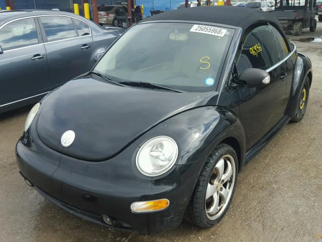 3VWCD31Y94M335085 - 2004 VOLKSWAGEN NEW BEETLE BLACK photo 2