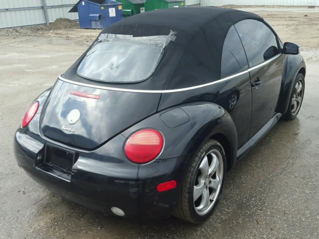 3VWCD31Y94M335085 - 2004 VOLKSWAGEN NEW BEETLE BLACK photo 4