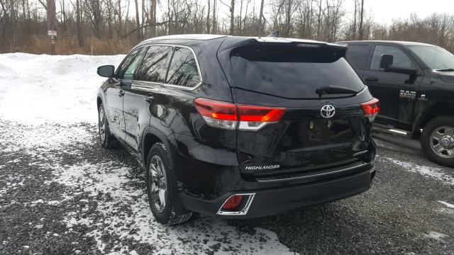 5TDDZRFH5HS358342 - 2017 TOYOTA HIGHLANDER BLACK photo 3