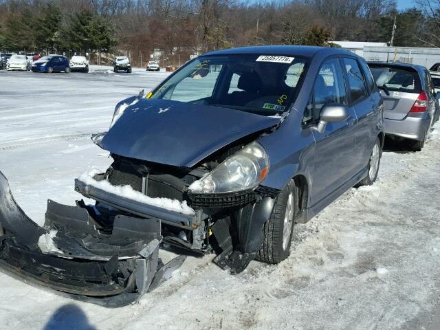 JHMGD38657S067476 - 2007 HONDA FIT S SILVER photo 2