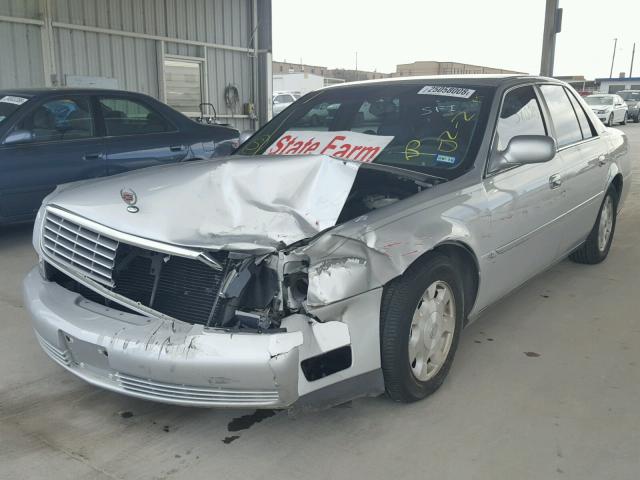 1G6KD54Y12U303684 - 2002 CADILLAC DEVILLE SILVER photo 2