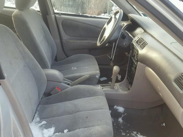 1Y1SK528X2Z420829 - 2002 CHEVROLET GEO PRIZM 灰色 照片 5