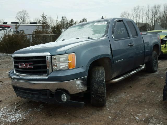 1GTEK19J38Z288010 - 2008 GMC SIERRA K15 BLUE photo 2