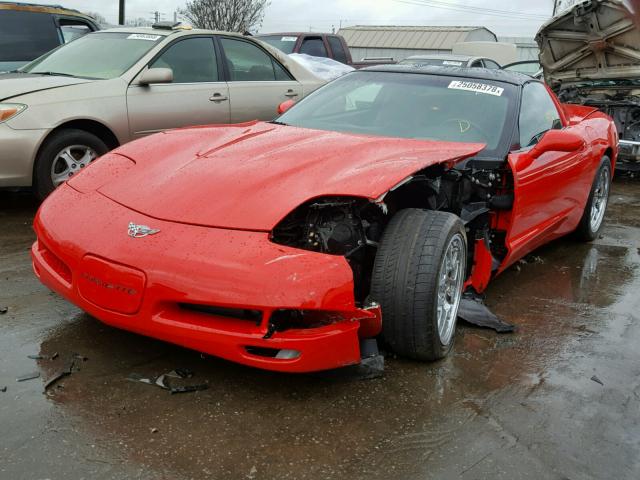 1G1YY22G335114687 - 2003 CHEVROLET CORVETTE RED photo 2