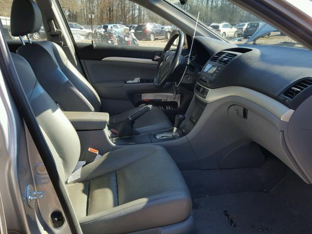JH4CL96855C033599 - 2005 ACURA TSX SILVER photo 5