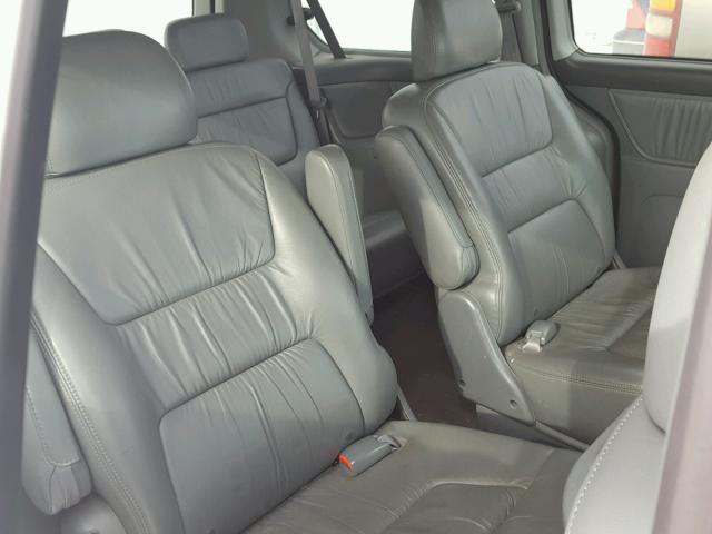 5FNRL18934B082773 - 2004 HONDA ODYSSEY EX GRAY photo 6