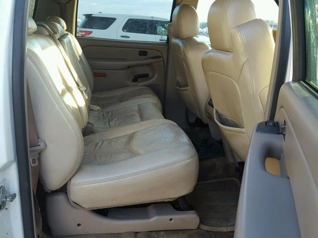 1GNEC16Z24J329007 - 2004 CHEVROLET SUBURBAN C WHITE photo 6