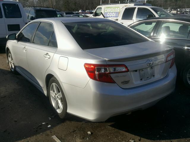 4T1BF1FK1EU322938 - 2014 TOYOTA CAMRY L SILVER photo 3