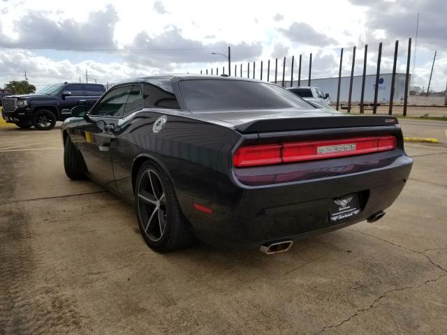 2B3LJ74W58H182868 - 2008 DODGE CHALLENGER BLACK photo 3