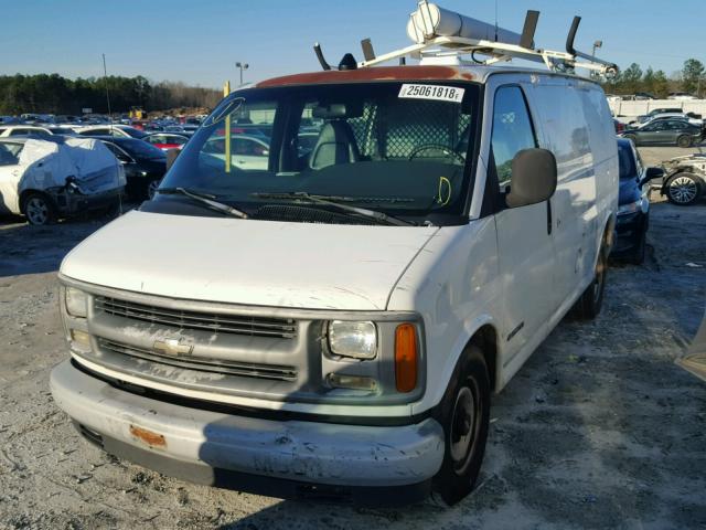 1GCFG25W4Y1122994 - 2000 CHEVROLET EXPRESS G2 WHITE photo 2