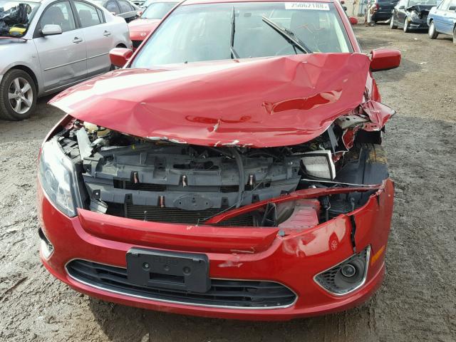 3FAHP0HA6BR333968 - 2011 FORD FUSION SE RED photo 9