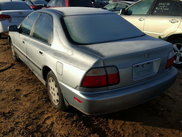 1HGCD5631TA214236 - 1996 HONDA ACCORD LX BLUE photo 3