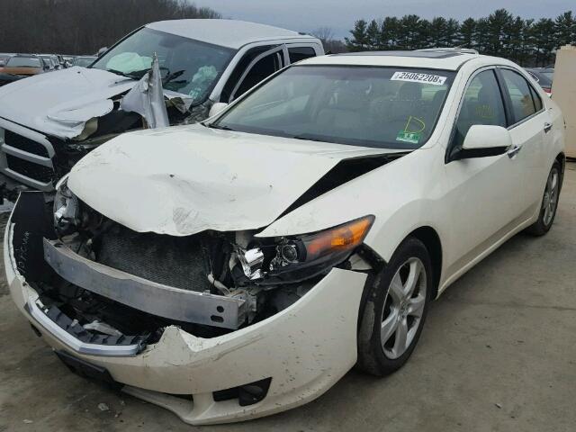 JH4CU2F65AC032594 - 2010 ACURA TSX WHITE photo 2