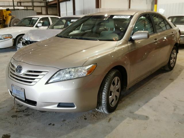 4T4BE46K09R094091 - 2009 TOYOTA CAMRY BASE BEIGE photo 2