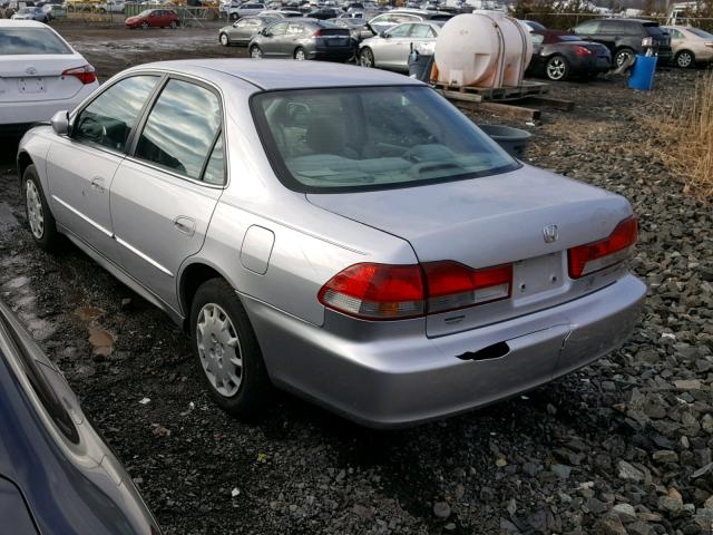 1HGCG56442A159859 - 2002 HONDA ACCORD LX SILVER photo 3