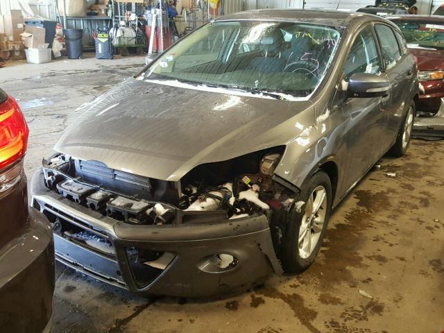 1FADP3K24EL458939 - 2014 FORD FOCUS SE GRAY photo 2