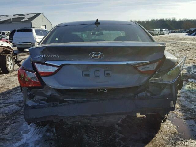 5NPEB4AC2DH765946 - 2013 HYUNDAI SONATA GLS GRAY photo 9