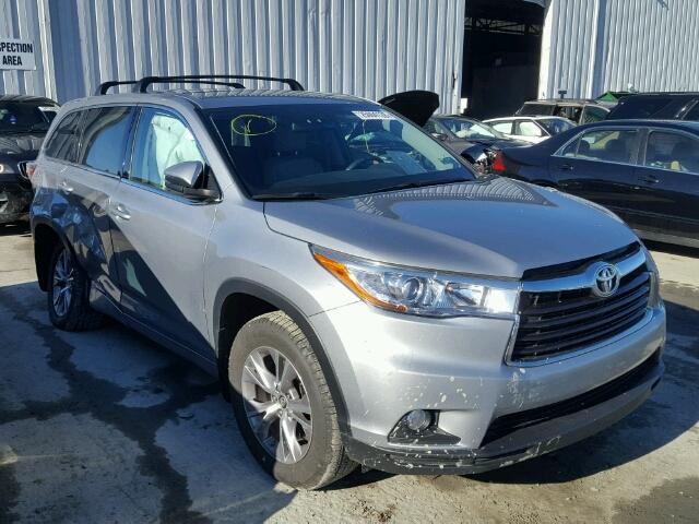 5TDBKRFH4GS271042 - 2016 TOYOTA HIGHLANDER SILVER photo 2