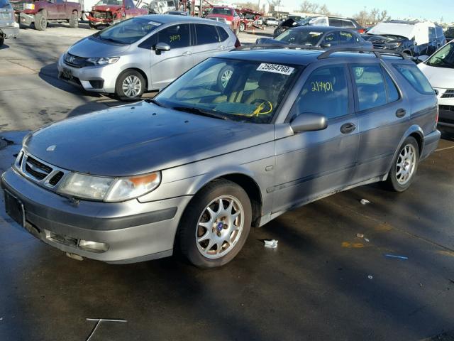 YS3ED58E313032070 - 2001 SAAB 9-5 SILVER photo 2