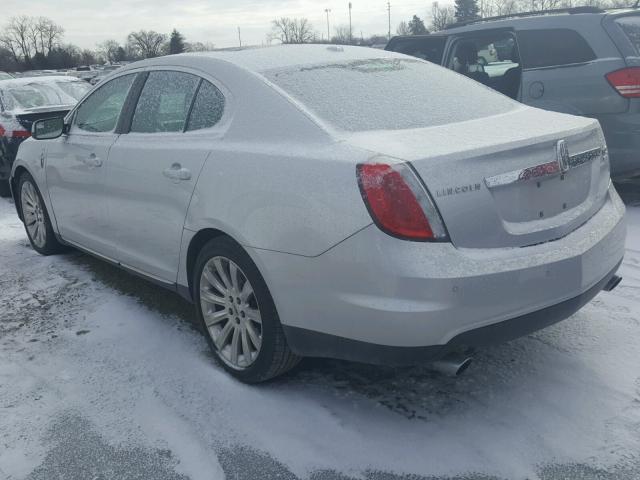 1LNHL9FT2BG611511 - 2011 LINCOLN MKS SILVER photo 3