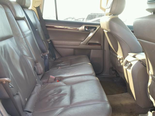 JTJBM7FX5B5027241 - 2011 LEXUS GX BASE WHITE photo 6