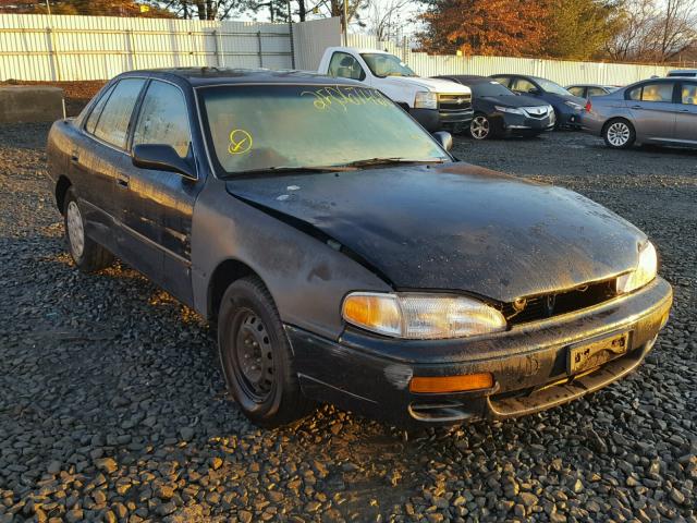 4T1SK12EXSU873795 - 1995 TOYOTA CAMRY LE GREEN photo 1