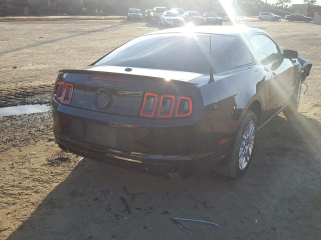 1ZVBP8AM3E5290231 - 2014 FORD MUSTANG BLACK photo 4