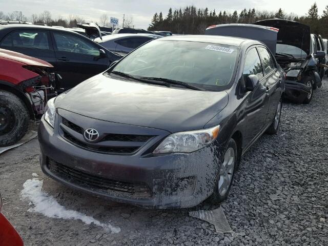 2T1BU4EE3CC838641 - 2012 TOYOTA COROLLA BA GRAY photo 2