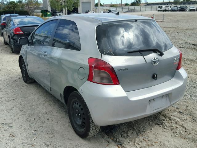 JTDJT923585169257 - 2008 TOYOTA YARIS SILVER photo 3