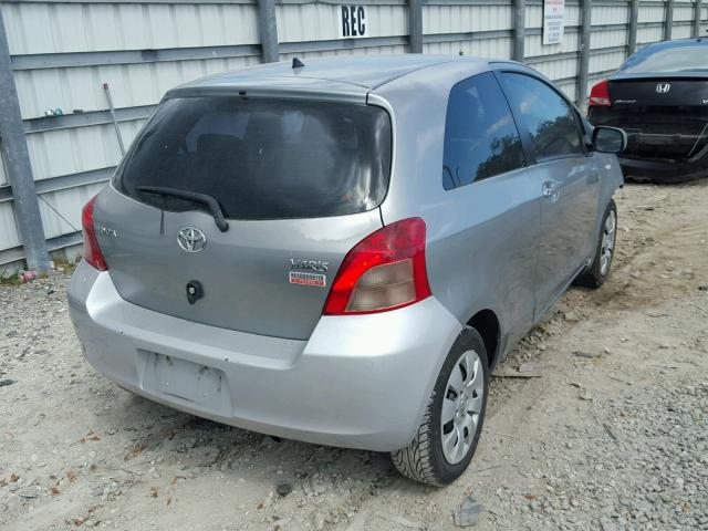 JTDJT923585169257 - 2008 TOYOTA YARIS SILVER photo 4