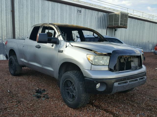 5TFBV54107X009454 - 2007 TOYOTA TUNDRA DOU GRAY photo 1