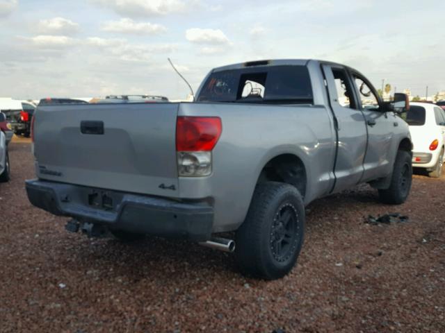 5TFBV54107X009454 - 2007 TOYOTA TUNDRA DOU GRAY photo 4