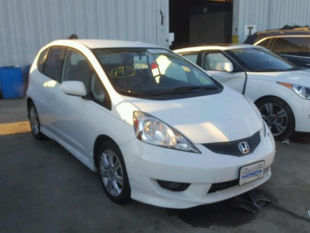 JHMGE8H54BC013915 - 2011 HONDA FIT SPORT WHITE photo 1