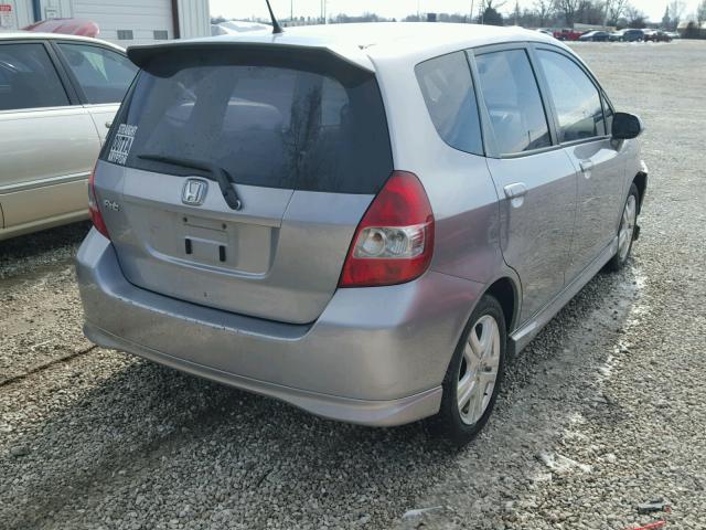 JHMGD37617S050191 - 2007 HONDA FIT S SILVER photo 4