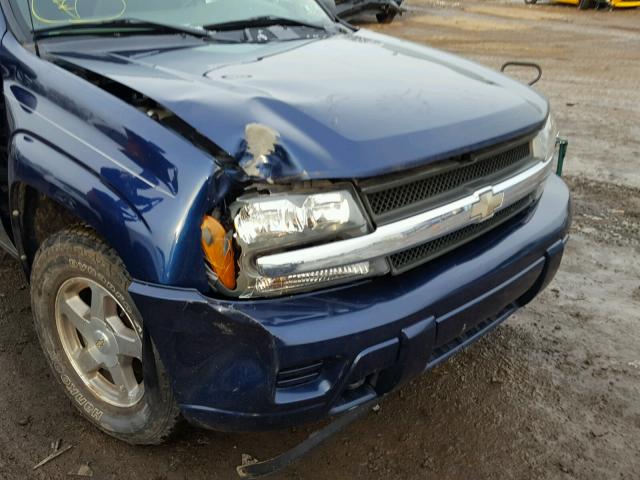 1GNDT13S242347116 - 2004 CHEVROLET TRAILBLAZE BLUE photo 9