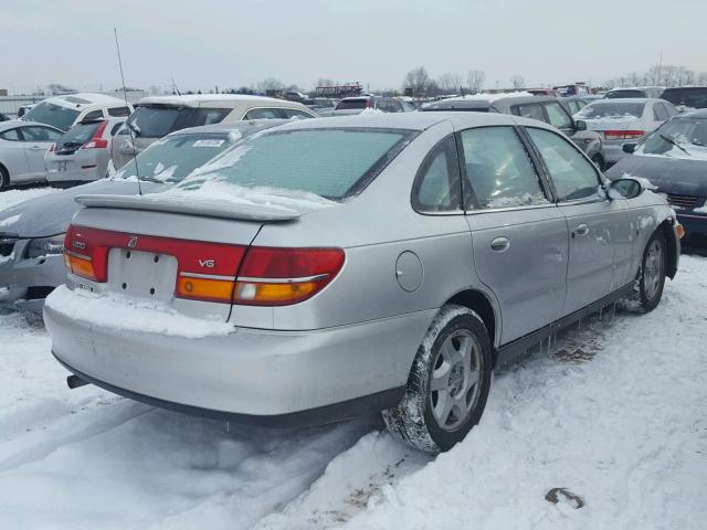 1G8JW54RX2Y575407 - 2002 SATURN L300 SILVER photo 4