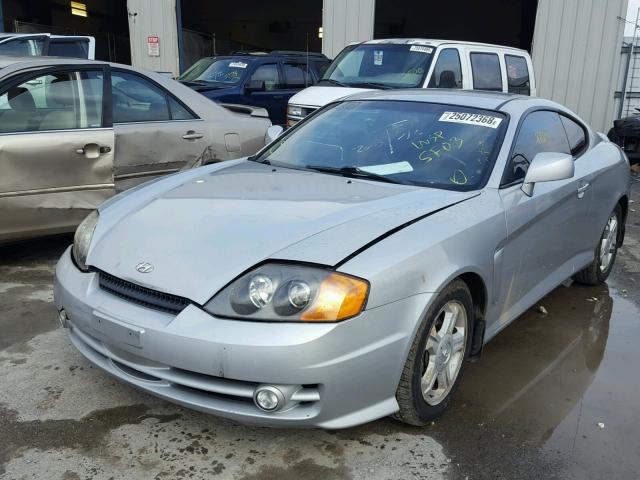 KMHHN65F43U032818 - 2003 HYUNDAI TIBURON GT SILVER photo 2