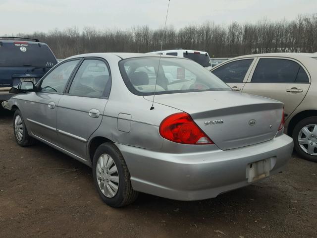 KNAFB121325103173 - 2002 KIA SPECTRA BA SILVER photo 3