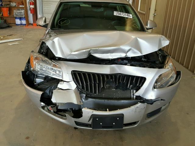 2G4GS5EK7C9155392 - 2012 BUICK REGAL PREM SILVER photo 9