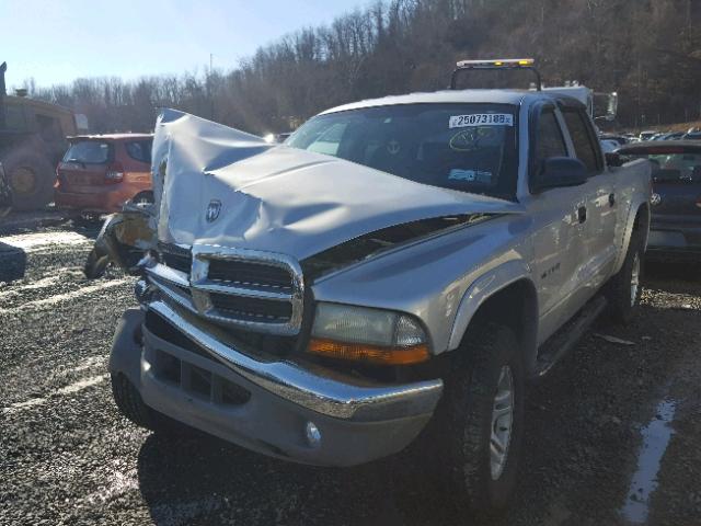 1B7HG48X12S586545 - 2002 DODGE DAKOTA QUA GRAY photo 2