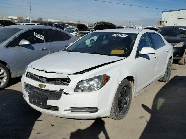 1G1ZH57B99F111752 - 2009 CHEVROLET MALIBU 1LT WHITE photo 2