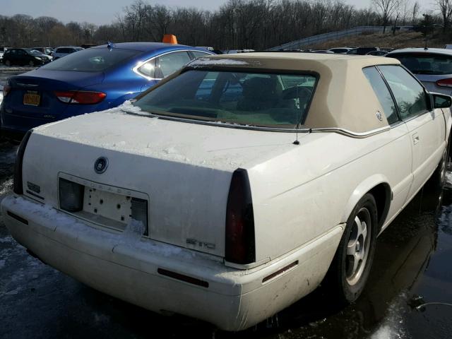 1G6EC12902B106585 - 2002 CADILLAC ELDORADO C WHITE photo 4